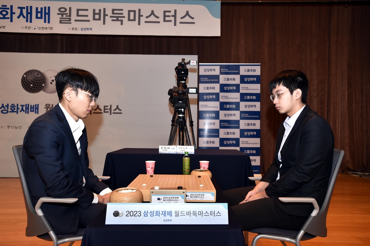 Shin Shin-seo upsets Xu Hao-hung… Samsung Flower Farming World Go Quarterfinals